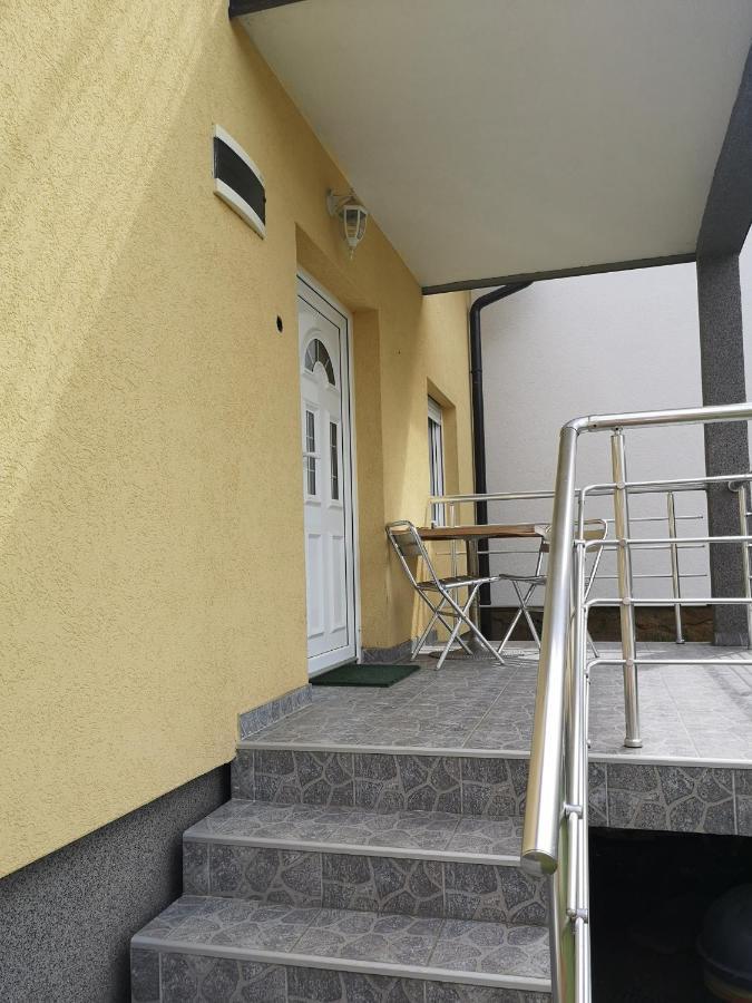 Apartmani Zubor Banja Koviljaca Exterior photo